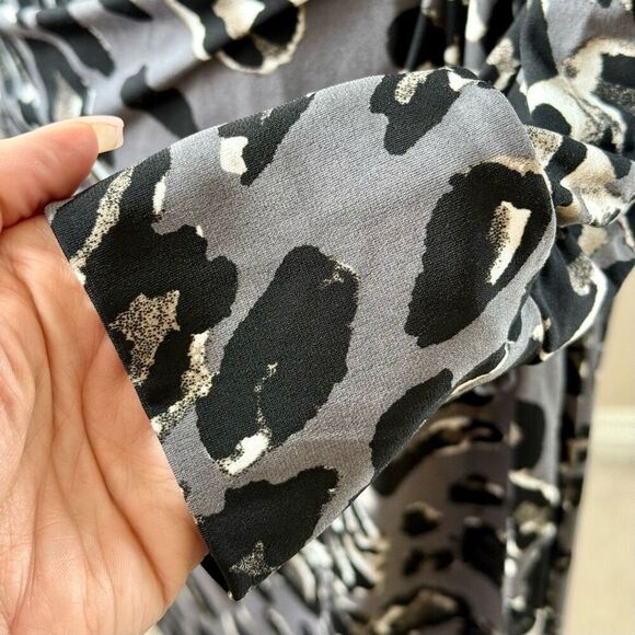 NWOT Veronica M Animal Print Wrap Long Sleeve Dress with Side Tie Women's Large - Picture 2 of 9